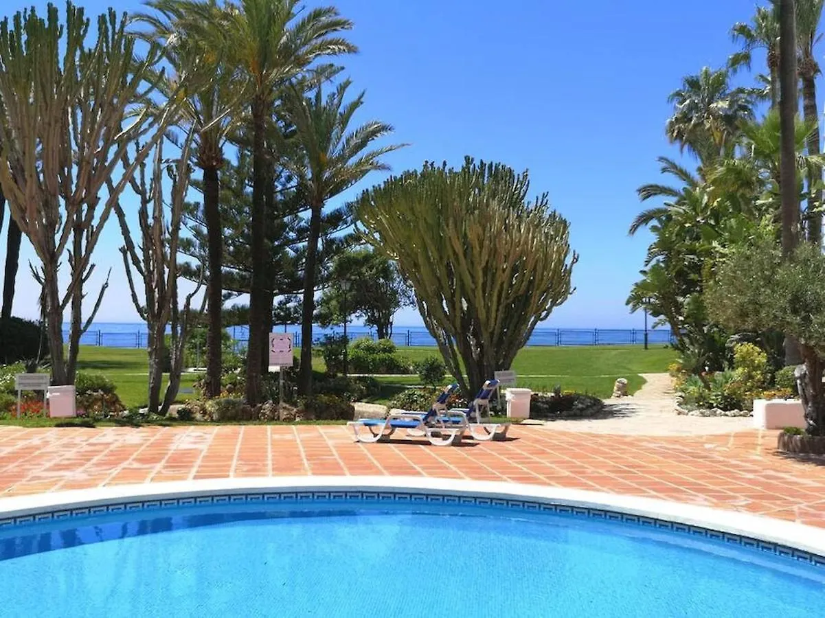 Modern Apartment With Pool On The Beachfront In Marbella By Sharingco